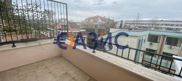Apartamento de 2 dormitorios en Nesebar, Bulgaria No. 990 30