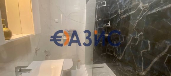 Apartamento de 2 dormitorios en Nesebar, Bulgaria No. 990 22