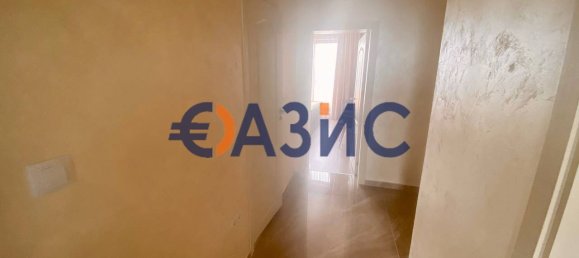 Apartamento de 2 dormitorios en Nesebar, Bulgaria No. 990 27