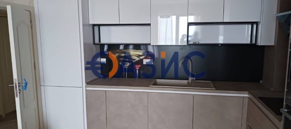 Apartamento de 2 dormitorios en Nesebar, Bulgaria No. 990 5