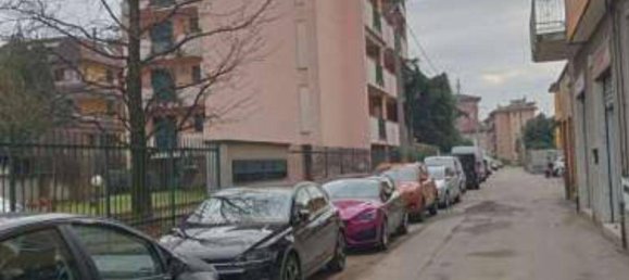 2 bedrooms Apartment in Busto Arsizio, Italy No. 282576 2