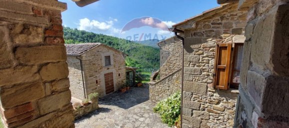 15 bedrooms House in Arezzo, Italy No. 157511 4