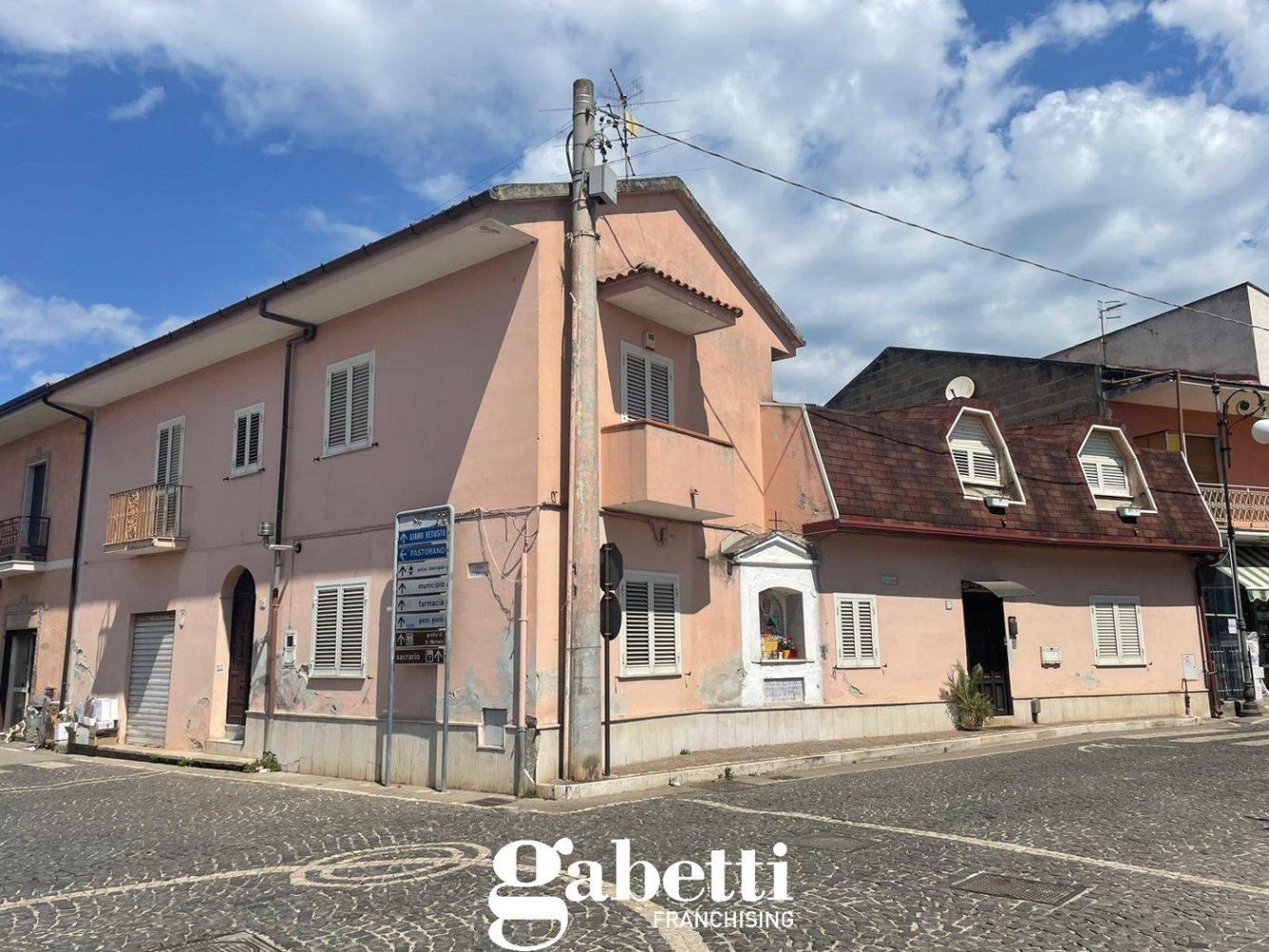 3 Schlafzimmer Haus in Camigliano, Italy, Nr. 149064
