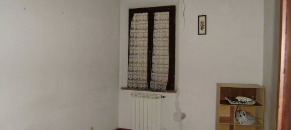 10 rooms House in Foiano della Chiana, Italy No. 226213 14