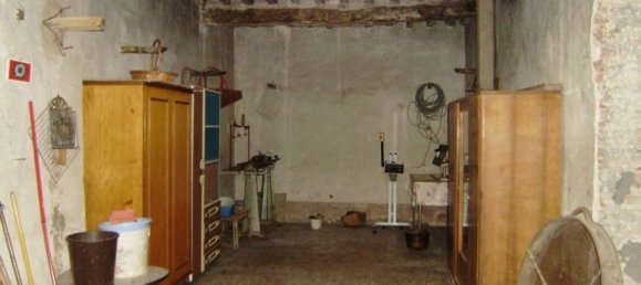10 rooms House in Foiano della Chiana, Italy No. 226213 15