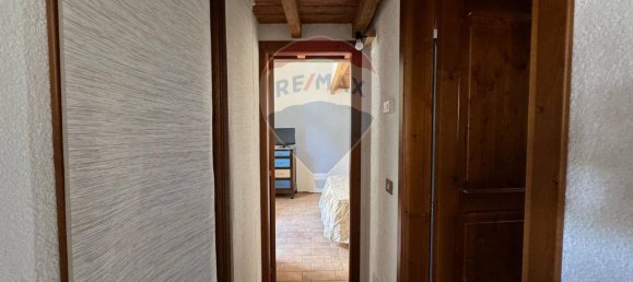 Casa de 3 divisões em Foligno, Italy N.º 5180 3