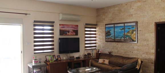 5 bedrooms Villa in Limassol, Cyprus No. 1795 6