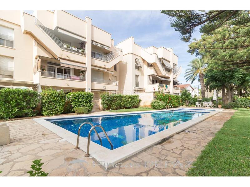 3 bedrooms Penthouse in Castelldefels, Spain No. 242418