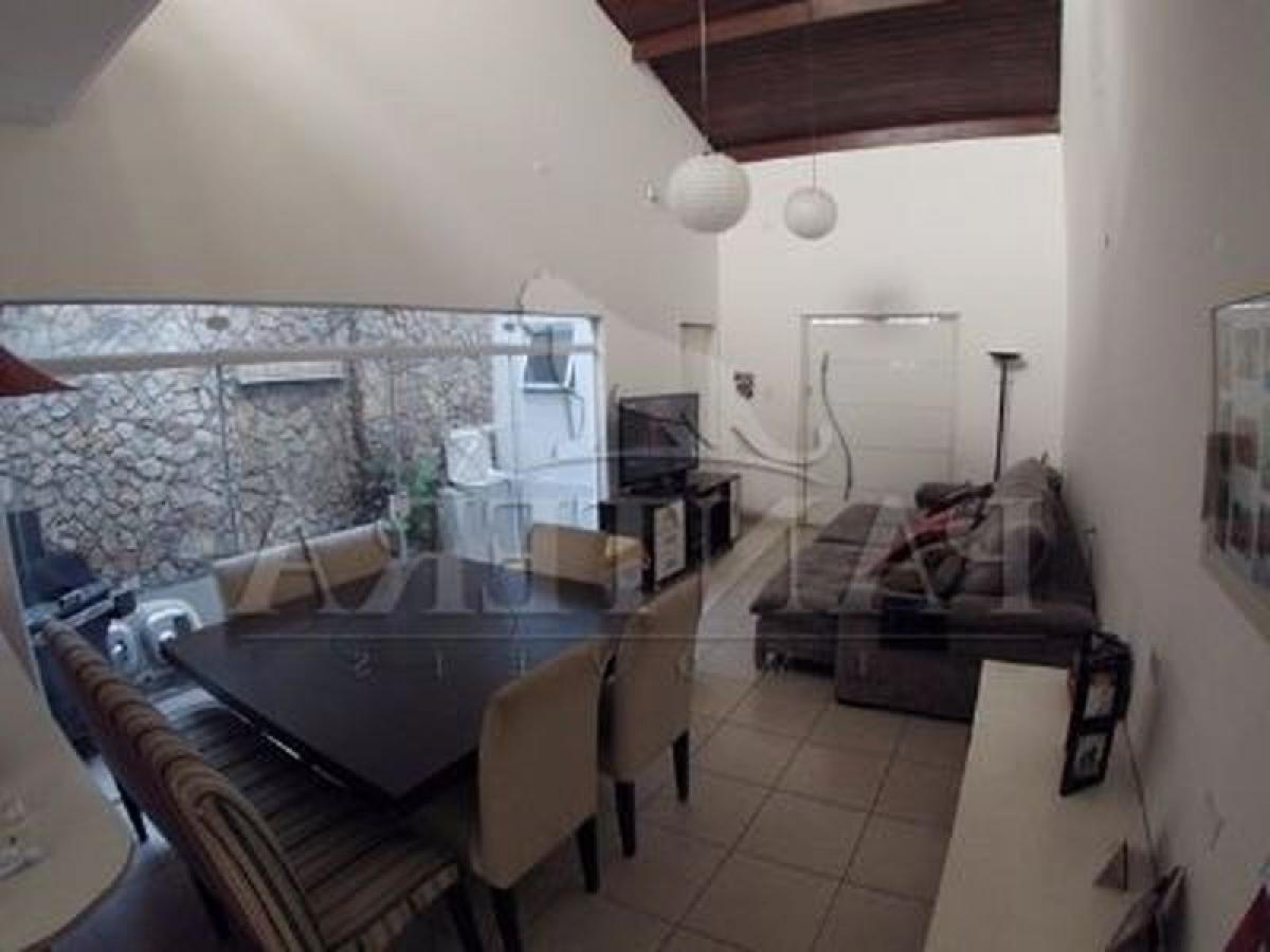 Casa de 3 dormitorios en Sao Paulo, Brazil No. 570623