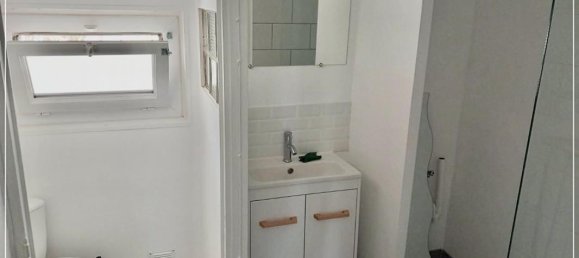 1 bedroom House in La Seyne-sur-Mer, France No. 282199 6