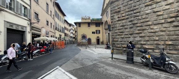 Gewerbliche Immobilie in Florence, Italy 150m², Nr. 325766 7
