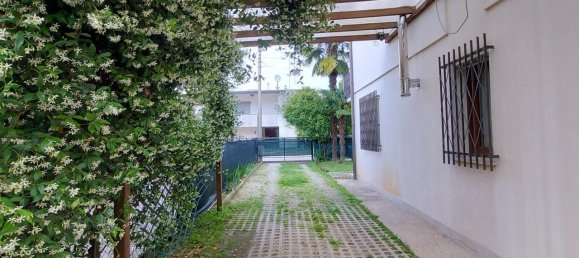 5غرفة فيلا في Selvazzano Dentro, Italy رقم 82050 28