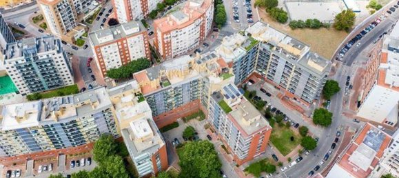 200m² Commercial property in Odivelas, Portugal No. 79888 3