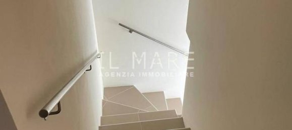 8 rooms Villa in Montignoso, Italy No. 35982 19