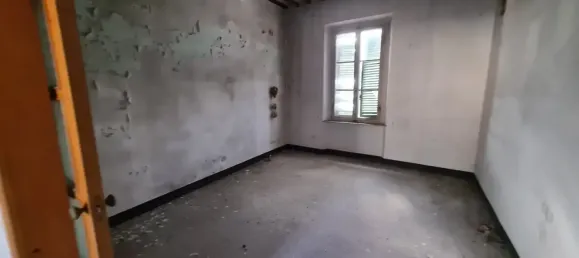 5 rooms House in Vicopisano, Italy No. 84220 31