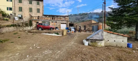 5 rooms House in Vicopisano, Italy No. 84220 14