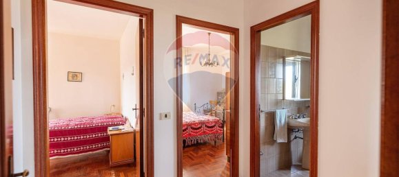 5 rooms Apartment in Cupramontana, Italy No. 5613 11