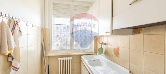 5 rooms Apartment in Cupramontana, Italy No. 5613 7