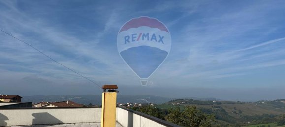 5 rooms Apartment in Cupramontana, Italy No. 5613 23