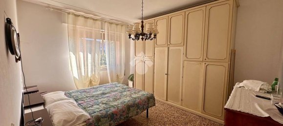 3 bedrooms Apartment in Mirano, Italy No. 60534 6