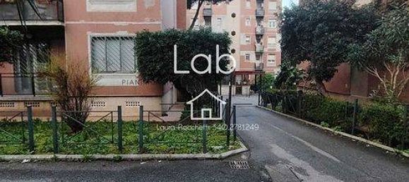 Apartamento de 2 dormitorios en Pomezia, Italy No. 103059 7