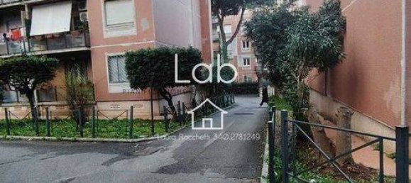 Apartamento de 2 dormitorios en Pomezia, Italy No. 103059 6