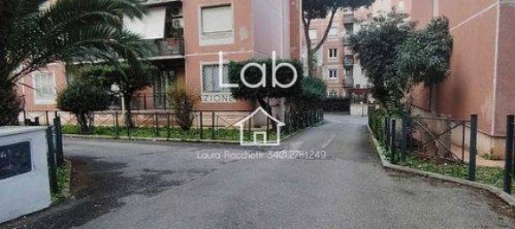 Apartamento de 2 dormitorios en Pomezia, Italy No. 103059 10