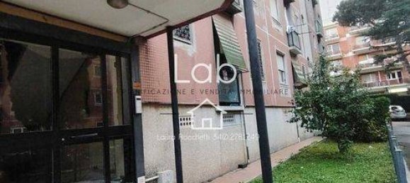 Apartamento de 2 dormitorios en Pomezia, Italy No. 103059 11