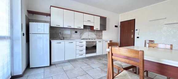 1 chambre Appartement à San Martino Buon Albergo, Italy No. 263089 3
