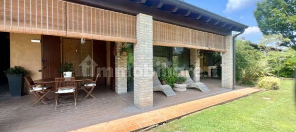 3 bedrooms House in Castel Goffredo, Italy No. 207872 2