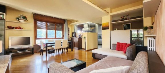 Дуплекс с 4 комнатами в Лиссоне, Италия № 6405 8