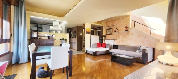 Дуплекс с 4 комнатами в Лиссоне, Италия № 6405 4