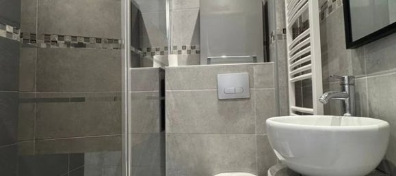 2 rooms Apartment in Nice, France No. 279065 8