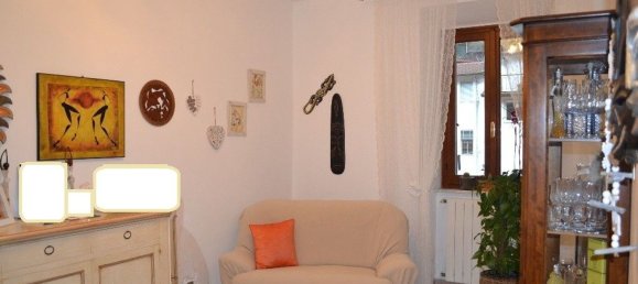3-Zimmer Wohnung in Massa, Italy, Nr. 50450 9