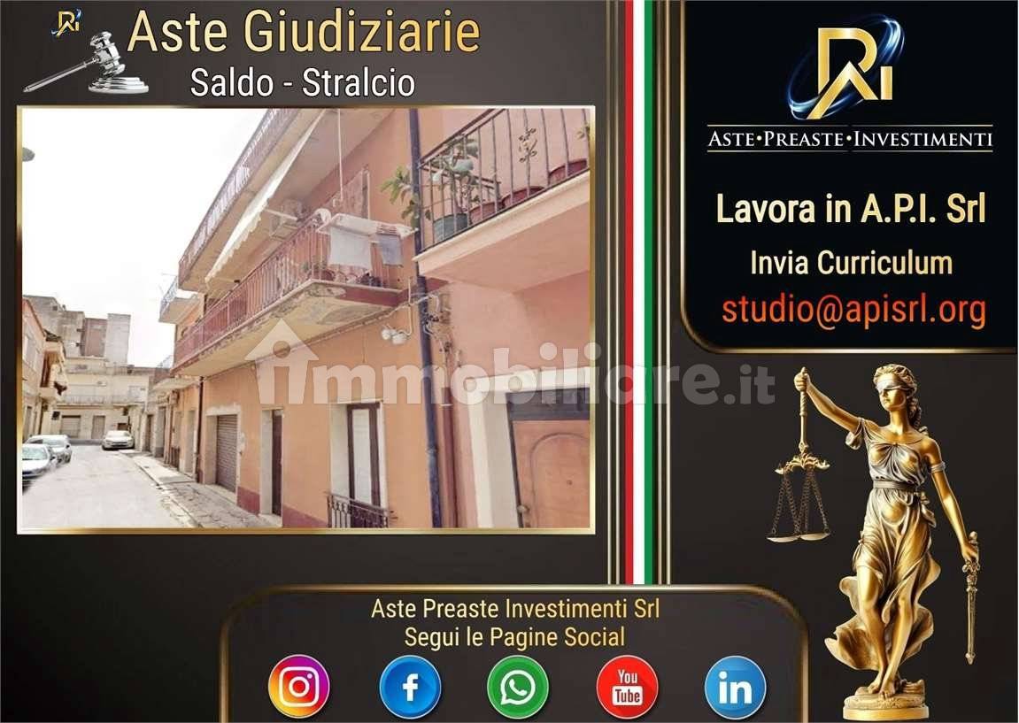 2 bedrooms Apartment in Vittoria, Italy No. 280874