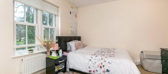 5 bedrooms House in Coulsdon, United Kingdom No. 12247 13