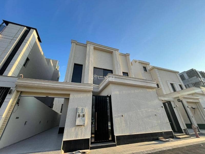 5 bedrooms Villa in Riyadh, Saudi Arabia No. 793