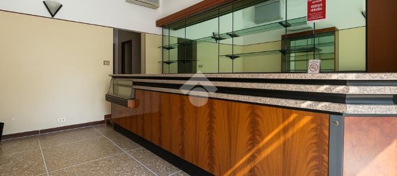 2 rooms Commercial property in Novi Ligure, Italy No. 353981 4