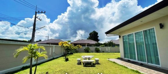 Café/restaurante de 3 dormitorios en Pattaya, Thailand No. 15681 2