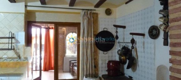 5 bedrooms House in Valencia, Spain No. 201521 5