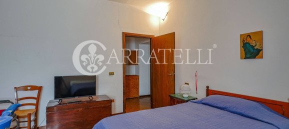 4 bedrooms House in Castel del Piano, Italy No. 270980 5