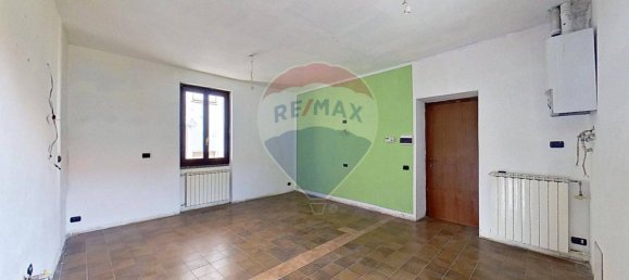 1 bedroom Apartment in Mornago, Italy No. 285543 9