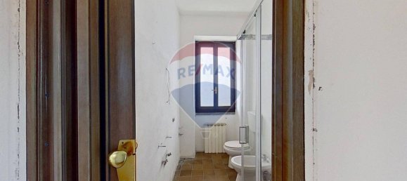 1 bedroom Apartment in Mornago, Italy No. 285543 12