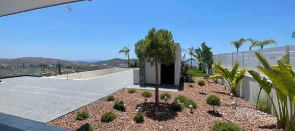 4 bedrooms Villa in Parekklisia, Cyprus No. 7139 7