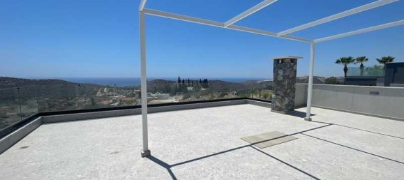 4 bedrooms Villa in Parekklisia, Cyprus No. 7139 16