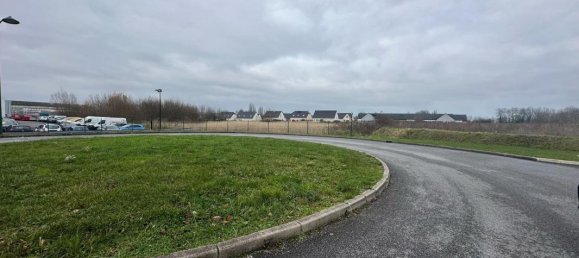  Land in Chambry, France No. 42992 2