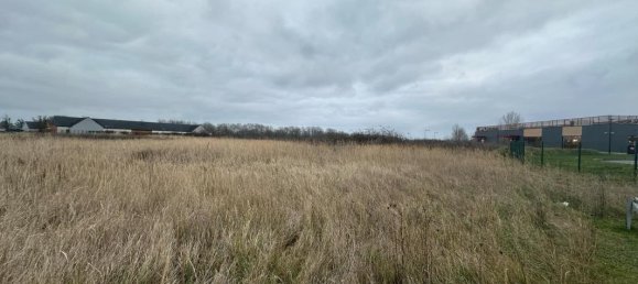  Land in Chambry, France No. 42992 5