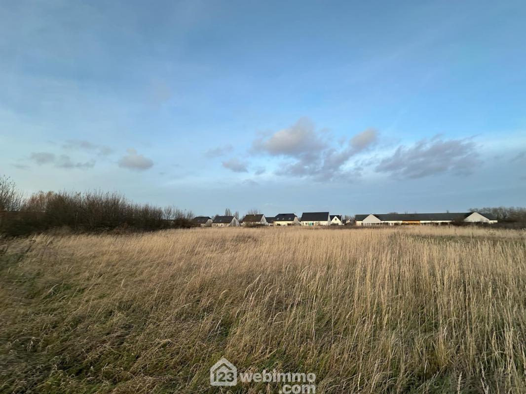  Land in Chambry, France No. 42992