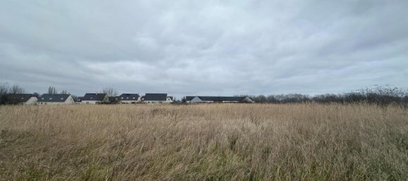  Land in Chambry, France No. 42992 6