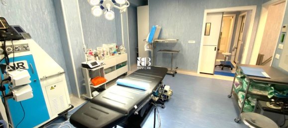 5 rooms Commercial property in Rome, Italy No. 138541 4